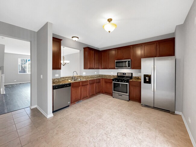 Building Photo - 3414 Cameron Dr