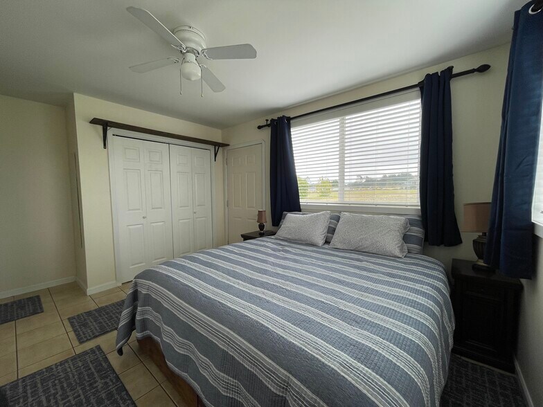 Bedroom closet - 183 W Anderson Rd