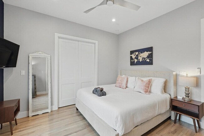 Building Photo - 428 Highwoods Trl