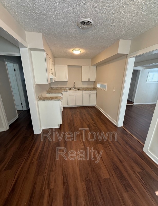 Building Photo - 824 Milstead Rd