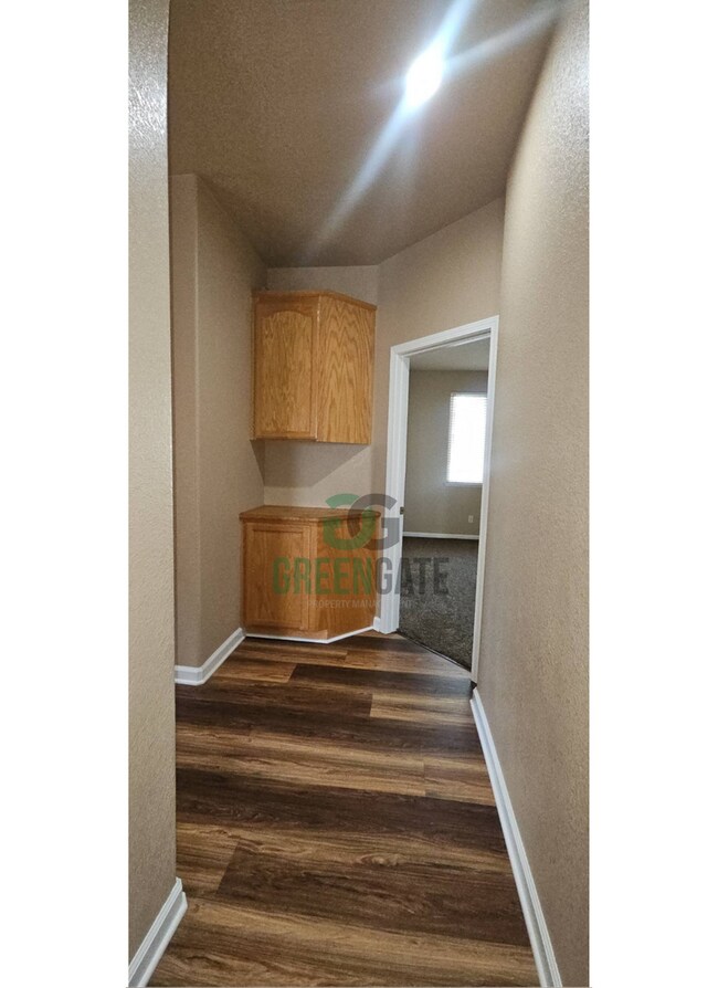 Building Photo - Spacious 4 Bedroom in Manteca!!! Ready