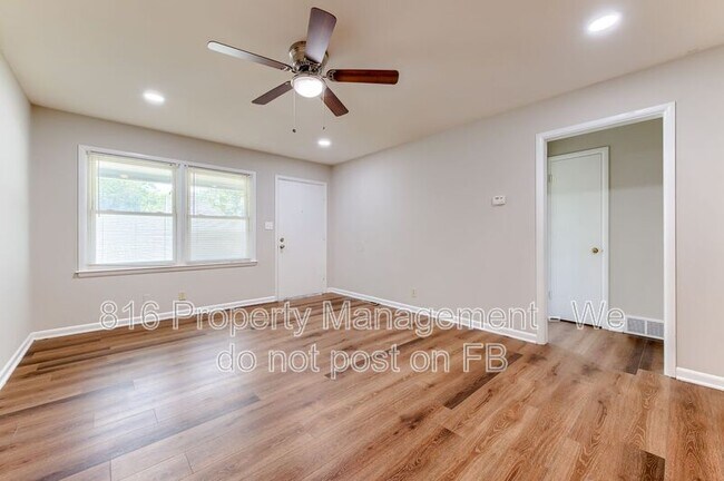 Building Photo - 602 SE 5th St