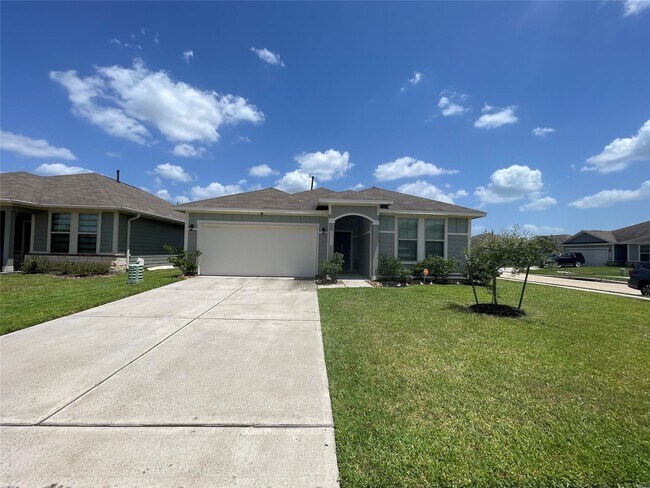 Building Photo - 25511 Northpark Lake Dr