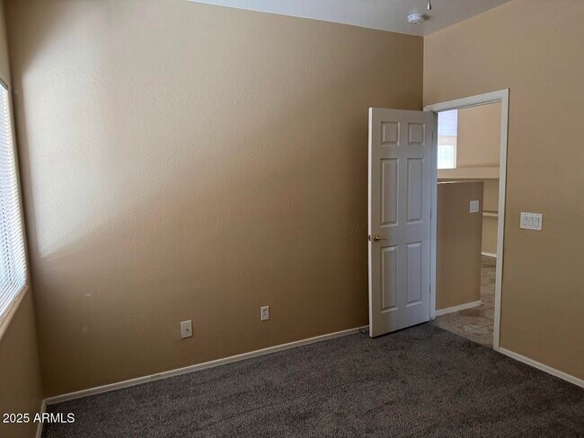 Building Photo - 8337 W Cocopah St