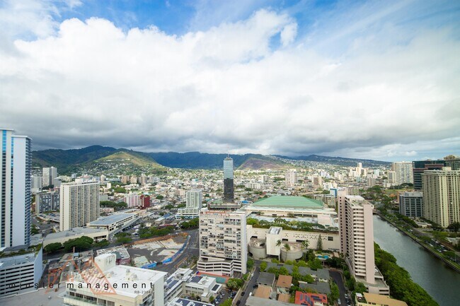 Building Photo - 1650 Ala Moana Blvd