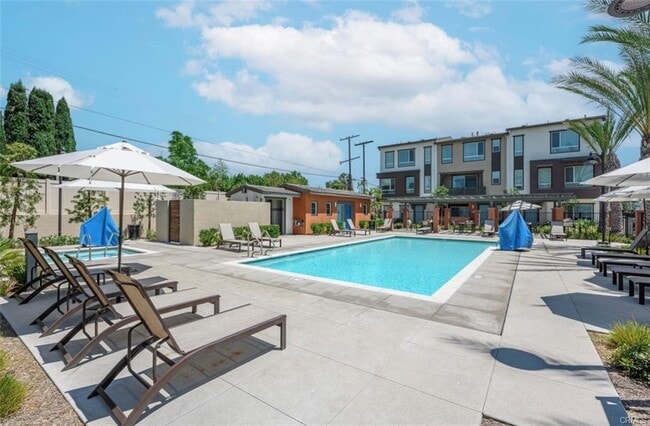 Building Photo - 1139 Orchard Dr