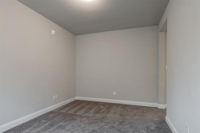 Building Photo - 915 Ponds Edge Ln