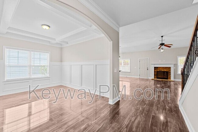 Building Photo - 716 Herrington Dr