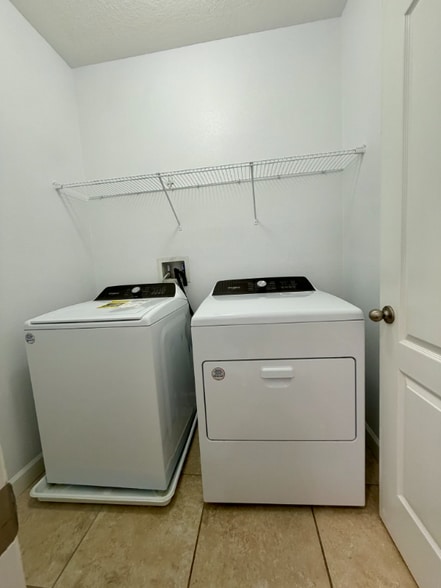 Building Photo - 11320 Jasper Kay Terrace