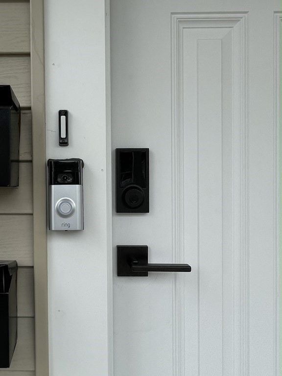 Ring Doorbell - 108 Pine St