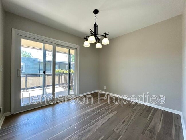 Building Photo - 2614-D Park Rd