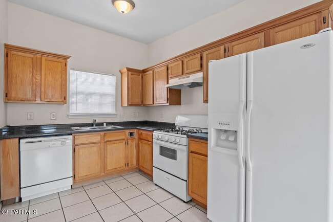 Building Photo - 11564 Jamaican Palm Dr