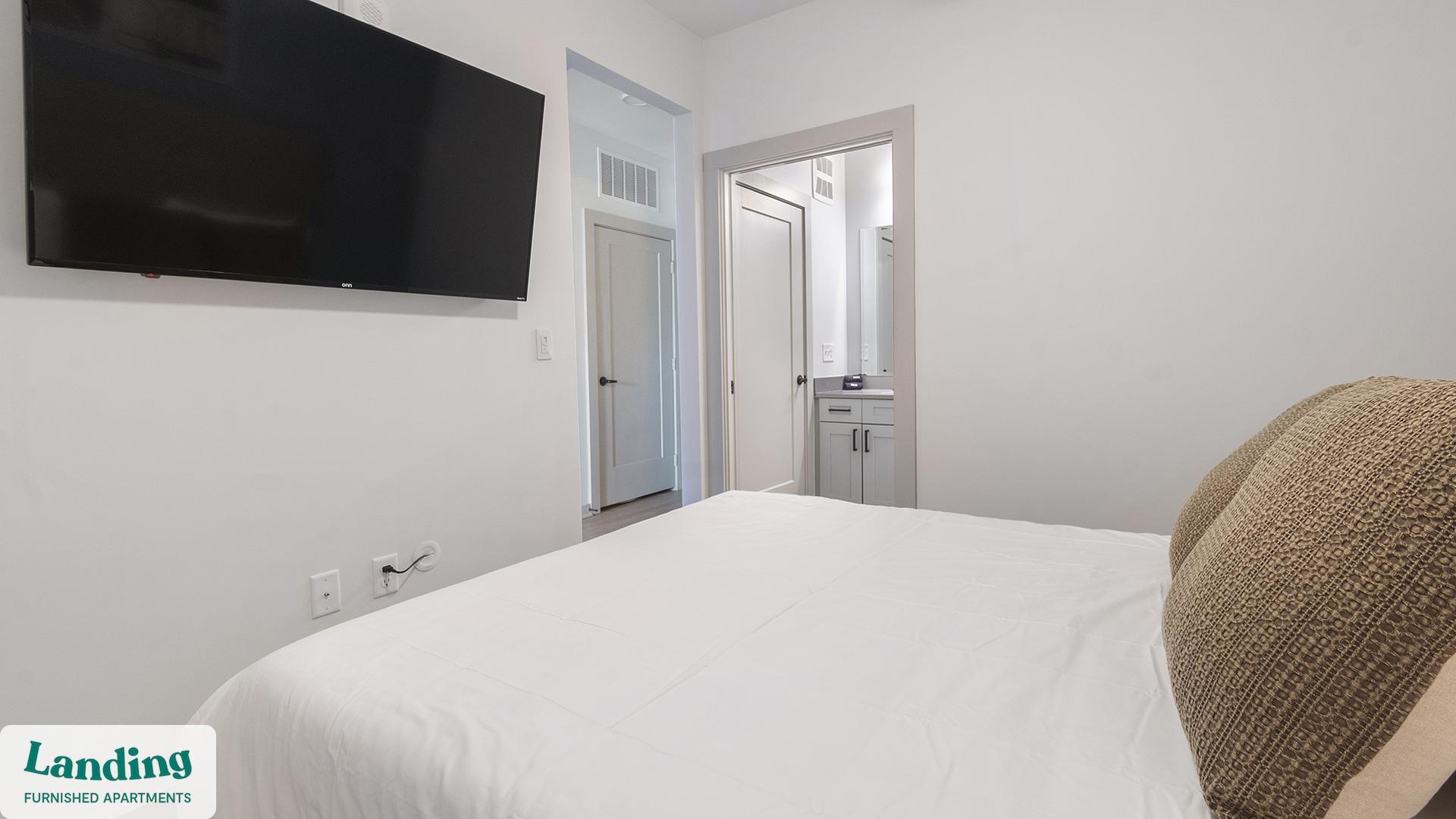 Building Photo - 1148 N Main St