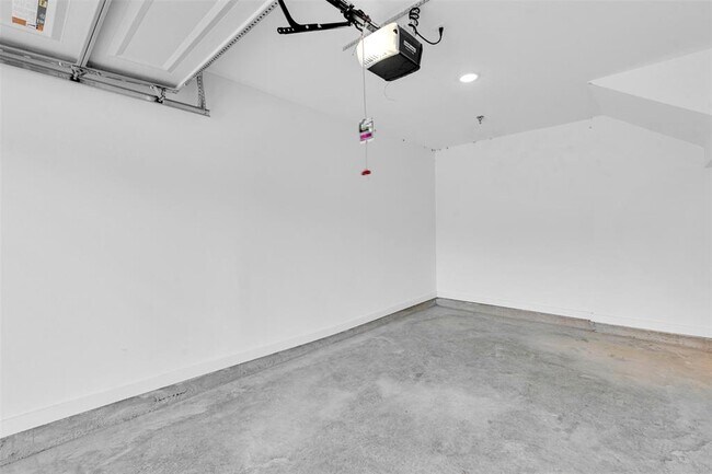 Building Photo - 1507A Crossbar Dr