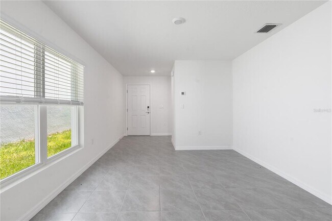 Building Photo - 8666 SW 44th Terrace