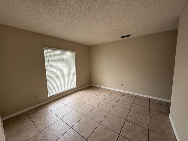 Building Photo - 1025 Kelly Creek Cir