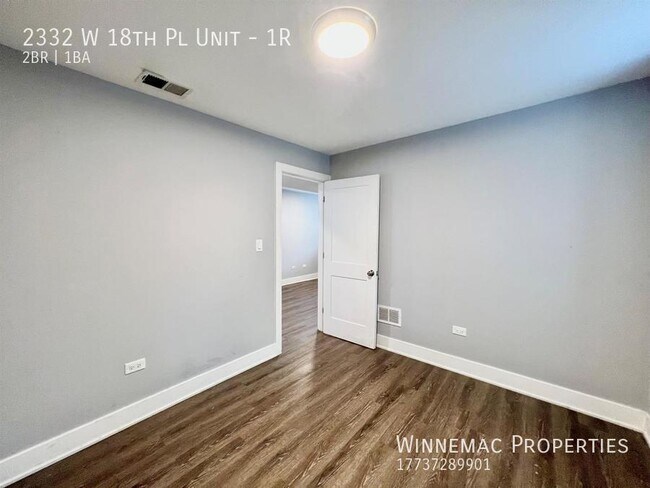 Building Photo - 2332 W 18th Pl