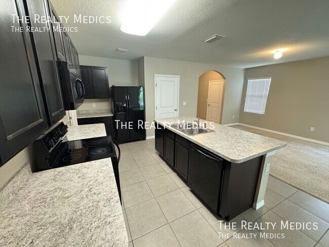 Building Photo - 1018 Ashentree Dr