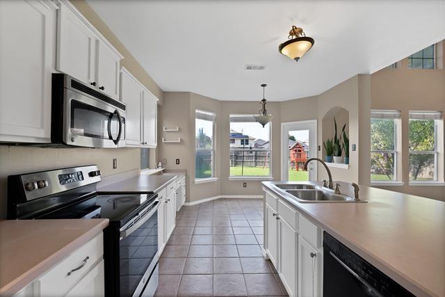 Building Photo - 211 Camp Creek Dr