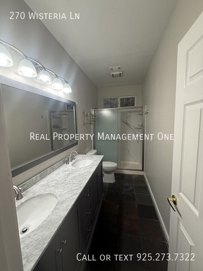 Building Photo - 270 Wisteria Ln