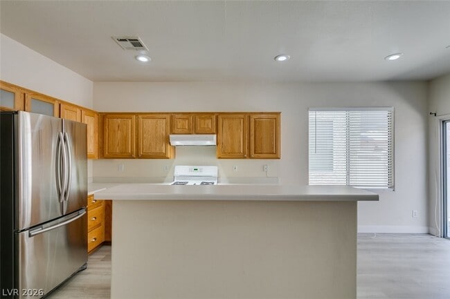 Building Photo - 5938 Sakhalin Ave