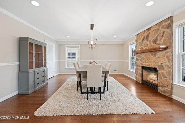 Building Photo - 36 Main St