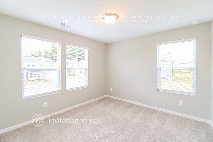 Building Photo - 2089 Boxwood Cir