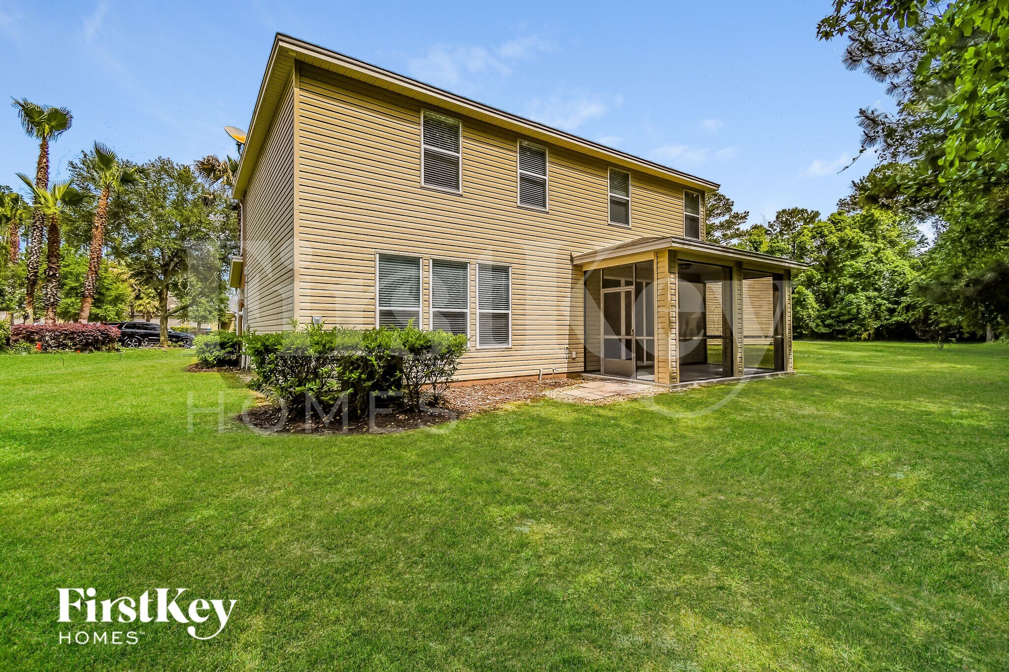 Building Photo - 1504 Falabella Dr