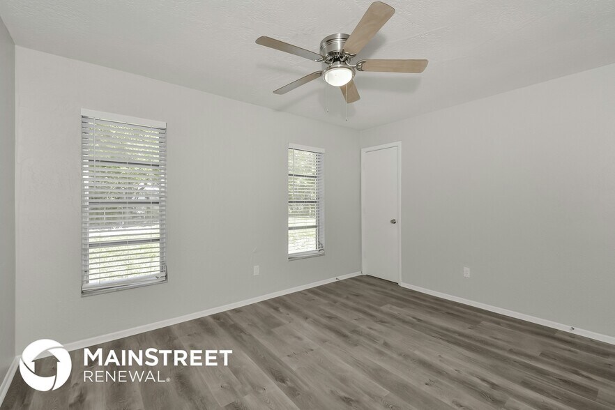 Building Photo - 3959 Tampico Dr