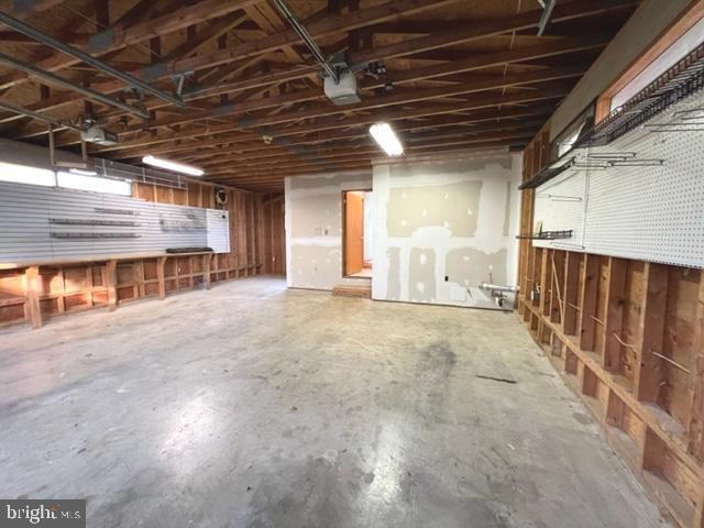 Building Photo - 1538 Trough Rd