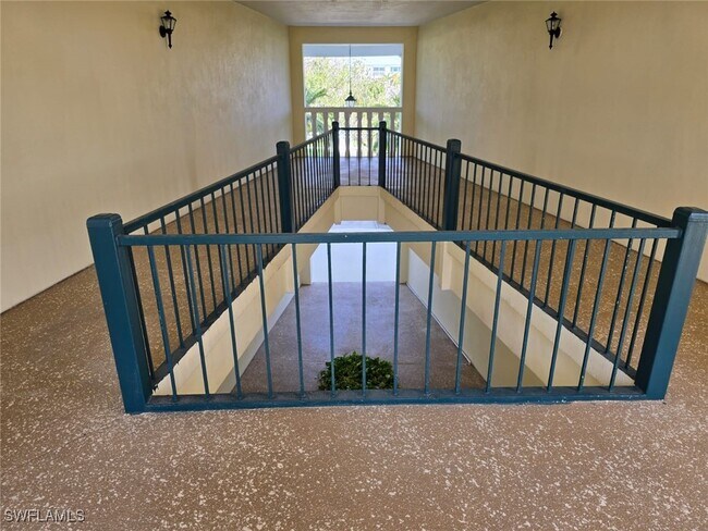 Building Photo - 13511 Stratford Pl Cir