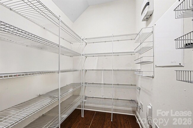 Building Photo - 5623 Triveny Rd