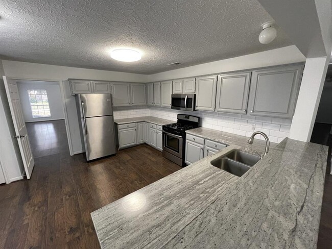 Building Photo - 21430 Park Timbers Ln
