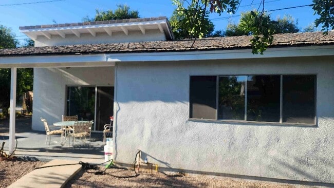 Building Photo - 17251 Gresham St