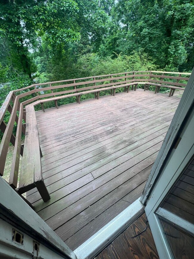 Building Photo - Huge 5 bedroom home in Lawrenceville NOW READY!