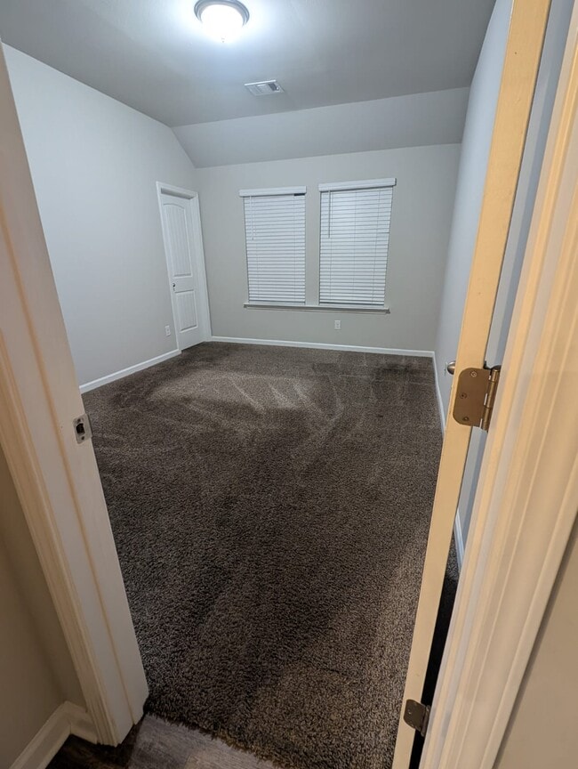 Building Photo - 28470 Evangeline Ln