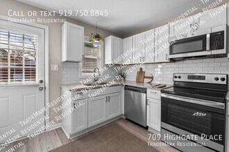 Building Photo - 709 Highgate Pl