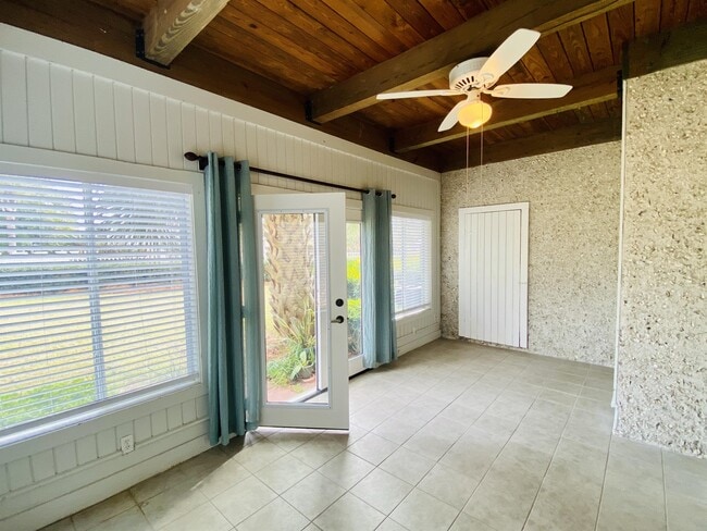 Building Photo - 217 Bull River Bluff Dr