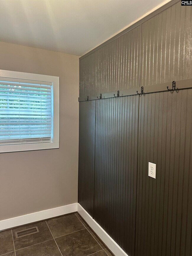 Building Photo - 2209 Harper St