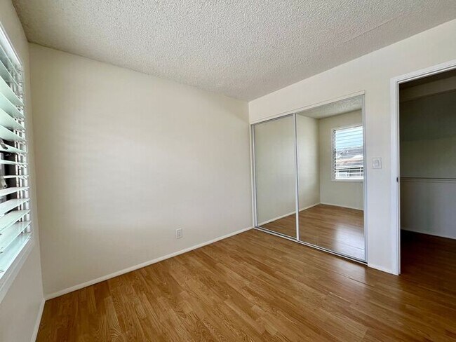 Building Photo - Mililani Town: 4 bed, 2.5 bath House with Den and Large Patio