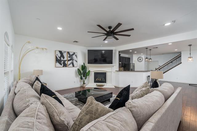 Building Photo - 4157 Comanche Dr
