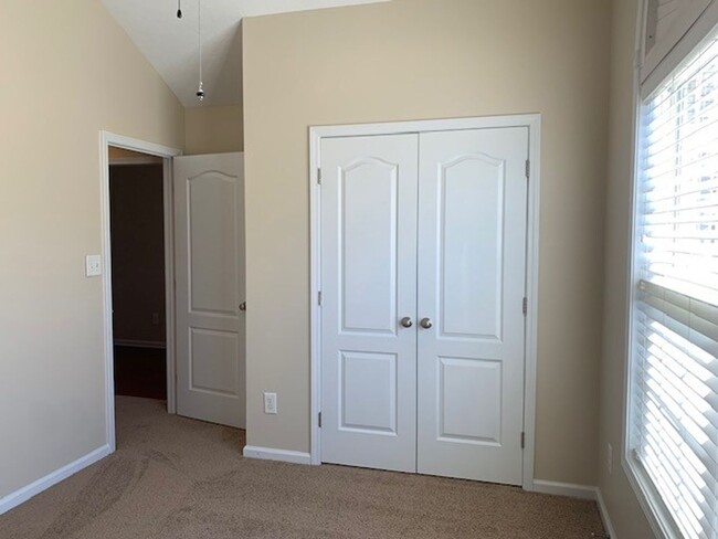 Building Photo - Acorn Ridge Home (RC)