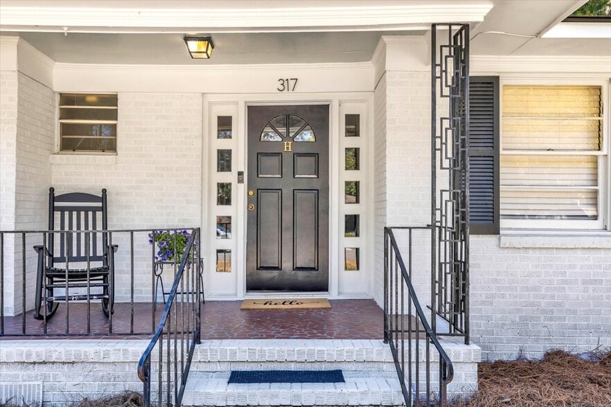Building Photo - 317 Kensington Dr