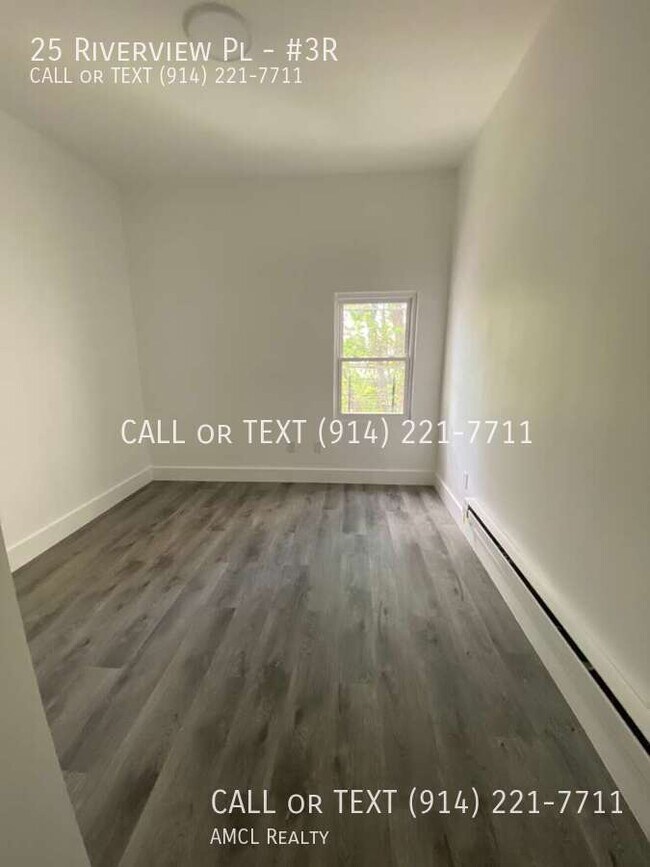 Building Photo - 25 Riverview Pl