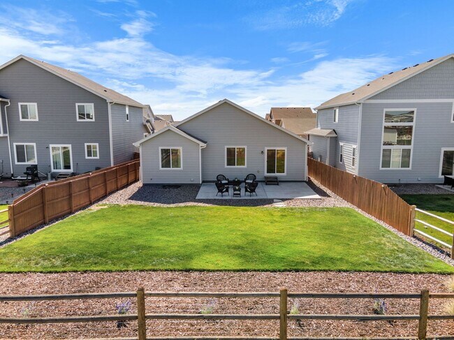 Building Photo - 13170 Valley Peak Dr