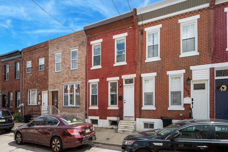 Primary Photo - 1926 Pierce St
