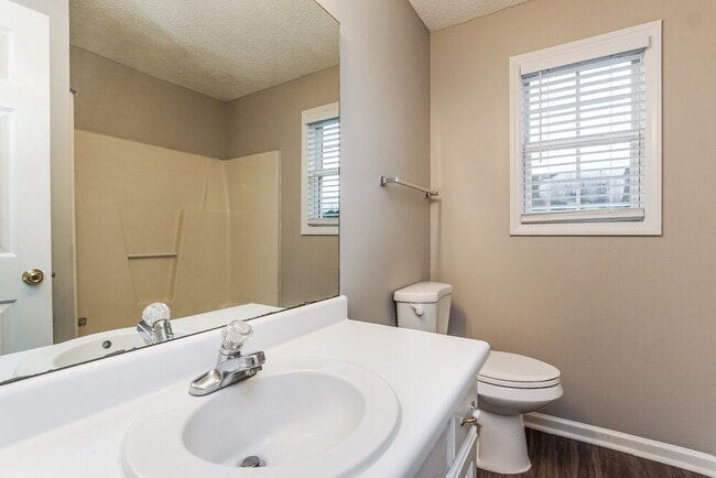 Building Photo - 33 Brantley Cir