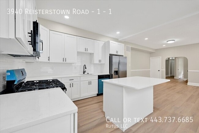 Primary Photo - 3940 Reisterstown Rd