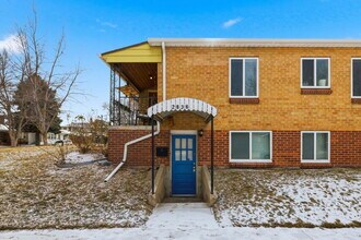 Building Photo - FIRST MONTH FREE!
Renovated studio with garage + utilities included! Modern kitchen with island, ...