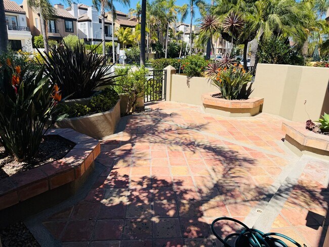 Building Photo - Elevated Coastal Living in Downtown Huntington Beach with Private Rooftop Retreat